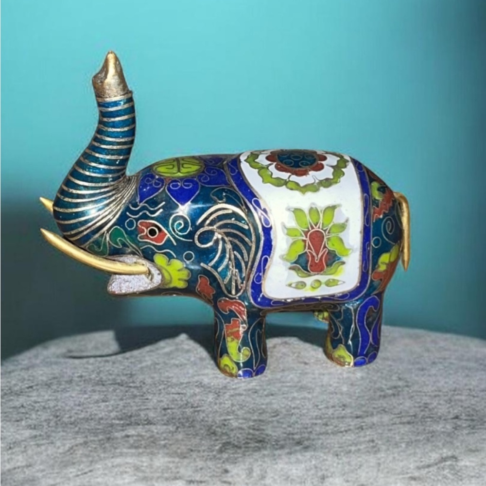 Vtg Cloisonné Elephant Brass Enamel Blue Gold Ornate Floral Trunk Up Lucky